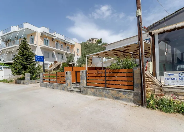 Pteleo Apartments